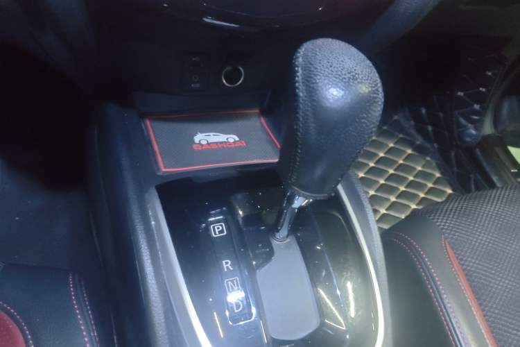 Used Nissan Qashqai 2017 2.0L CVT Smart Enjoyment Version China V Standard Gear Lever