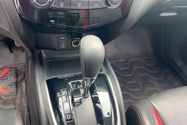 Used Nissan Qashqai 2017 2.0L CVT Smart Enjoyment Version China VI Standard Gear Lever