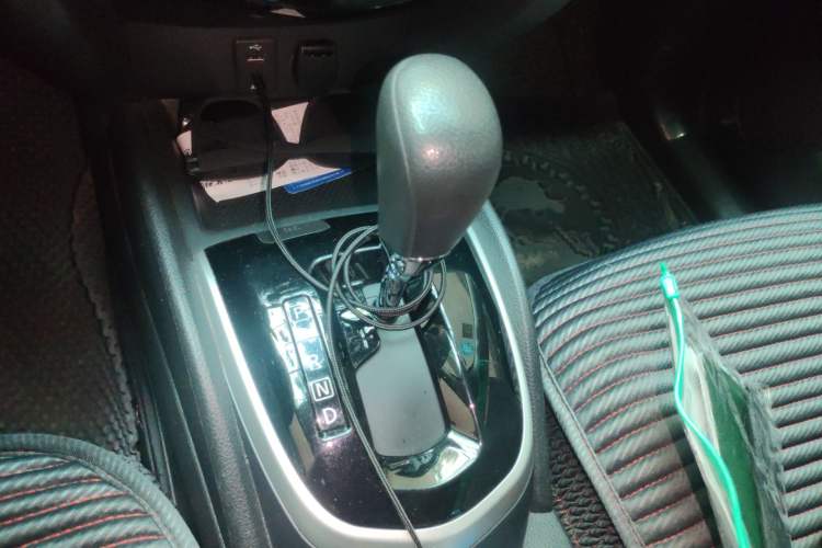 Used Nissan Qashqai 2017 2.0L CVT Elite Edition China V Standard Gear Lever
