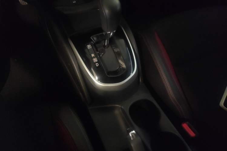 Used Nissan Qashqai 2017 2.0L CVT Smart Enjoyment Version China VI Standard Gear Lever