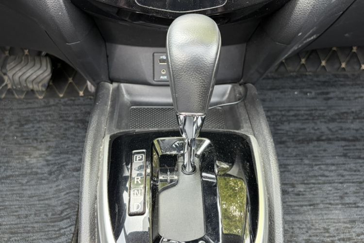 Used Nissan Qashqai 2017 2.0L CVT Luxury Edition China V Standard Gear Lever