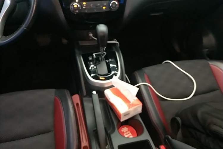 Used Nissan Qashqai 2017 2.0L CVT Luxury Edition China V Standard Gear Lever