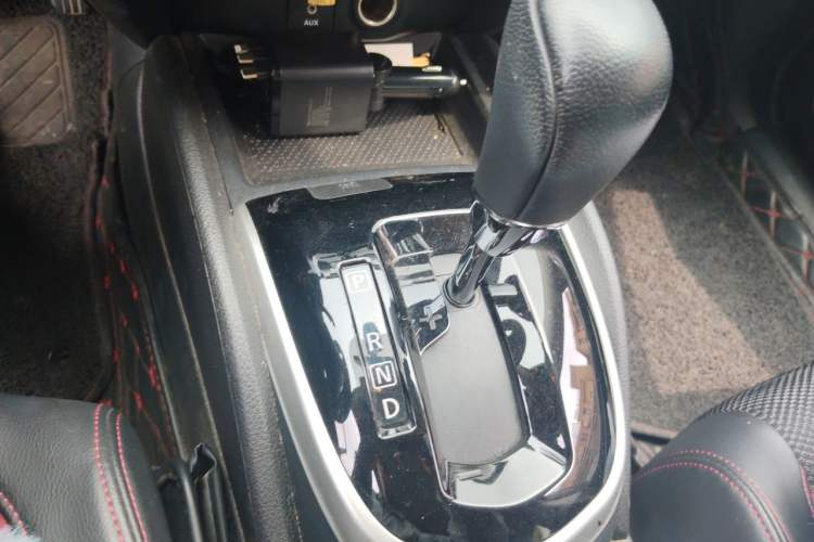 Used Nissan Qashqai 2017 2.0L CVT Smart Enjoyment Version China V Standard Gear Lever