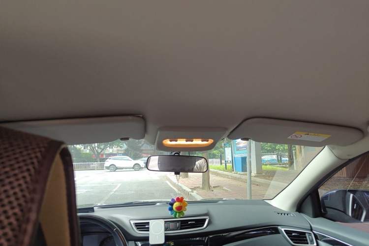 Used Nissan Qashqai 2017 2.0L CVT Smart Enjoyment Version China V Standard Headliner