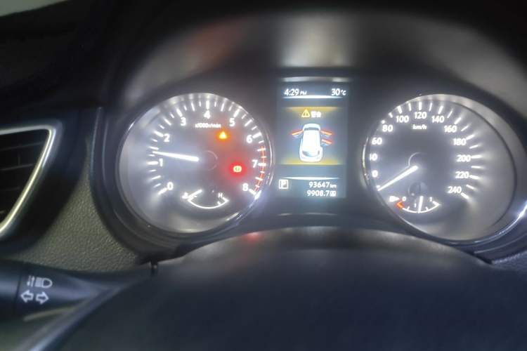Used Nissan Qashqai 2017 2.0L CVT Smart Enjoyment Version China V Standard Instrument Cluster