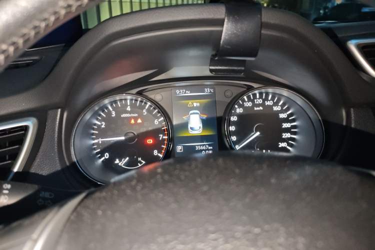 Used Nissan Qashqai 2017 2.0L CVT Smart Enjoyment Version China V Standard Instrument Cluster