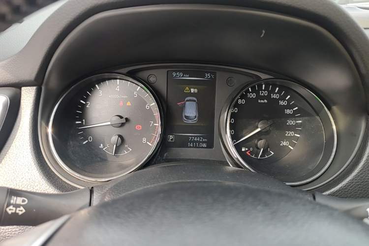 Used Nissan Qashqai 2017 2.0L CVT Smart Enjoyment Version China V Standard Instrument Cluster