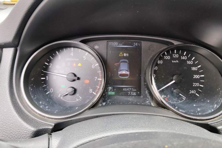 Used Nissan Qashqai 2017 2.0L CVT Smart Enjoyment Version China V Standard Instrument Cluster