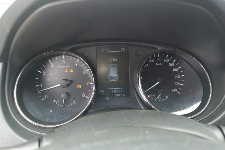 Used Nissan Qashqai 2017 2.0L CVT Elite Edition China V Standard Instrument Cluster
