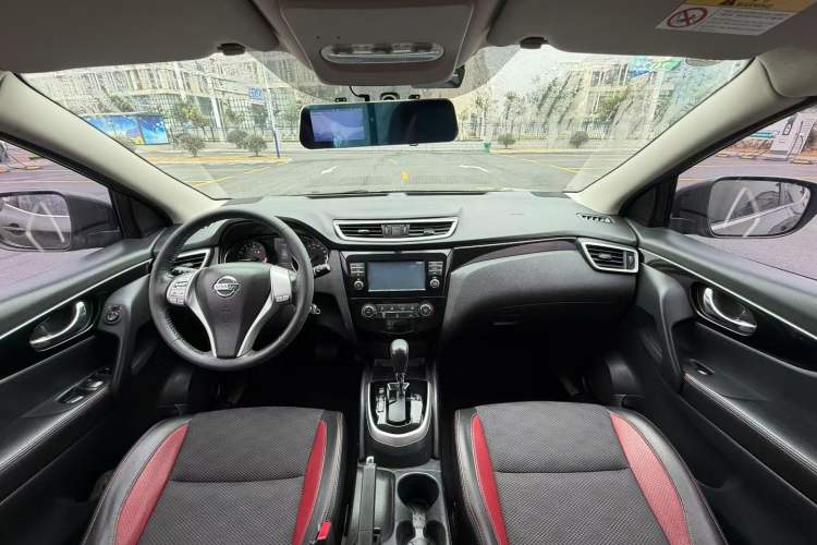 Used Nissan Qashqai 2017 2.0L CVT Smart Enjoyment Version China VI Standard Interior 1
