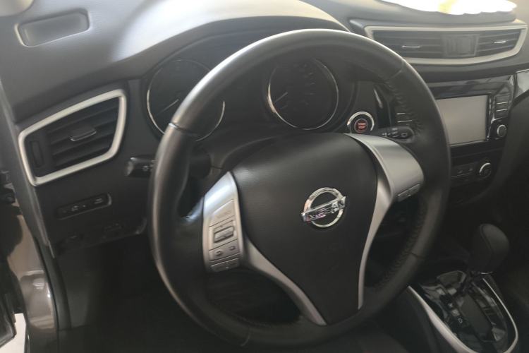 Used Nissan Qashqai 2017 2.0L CVT Luxury Edition China VI Standard Interior 3