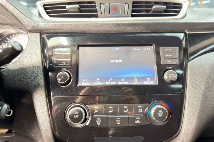 Used Nissan Qashqai 2017 2.0L CVT Smart Enjoyment Version China V Standard Interior 3