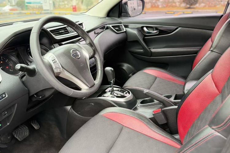 Used Nissan Qashqai 2017 2.0L CVT Smart Enjoyment Version China VI Standard Interior 4