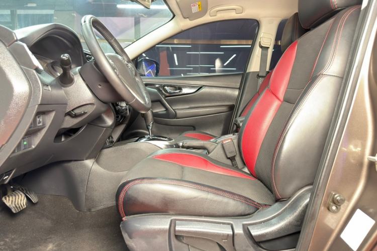 Used Nissan Qashqai 2017 2.0L CVT Smart Enjoyment Version China V Standard Interior 4