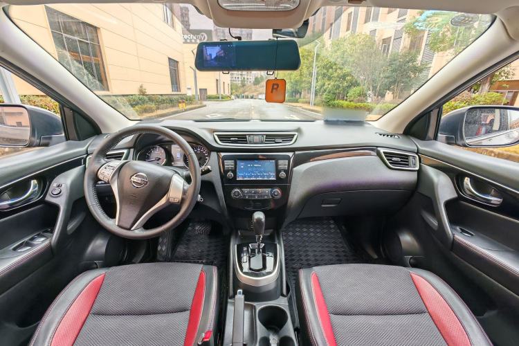 Used Nissan Qashqai 2017 2.0L CVT Smart Enjoyment Version China VI Standard Interior 5