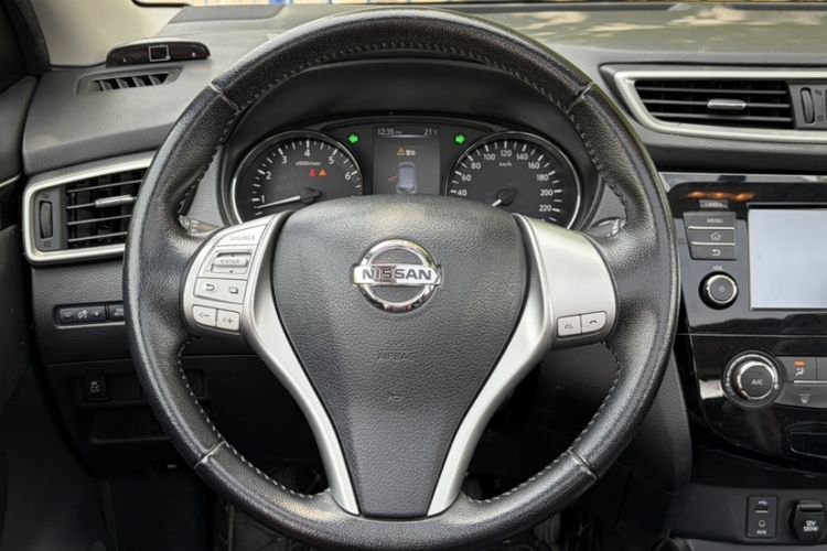 Used Nissan Qashqai 2017 2.0L CVT Luxury Edition China V Standard Interior 7