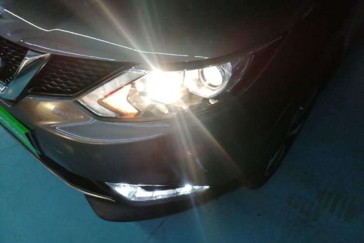 Used Nissan Qashqai 2017 2.0L CVT Luxury Edition China V Standard Left Front Headlight