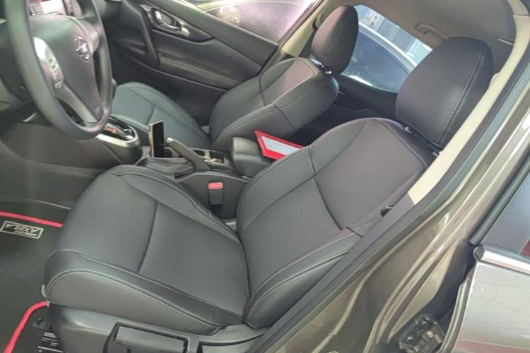 Used Nissan Qashqai 2017 2.0L CVT Elite Edition China VI Standard Left Front Seat