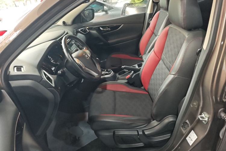 Used Nissan Qashqai 2017 2.0L CVT Smart Enjoyment Version China V Standard Left Front Seat