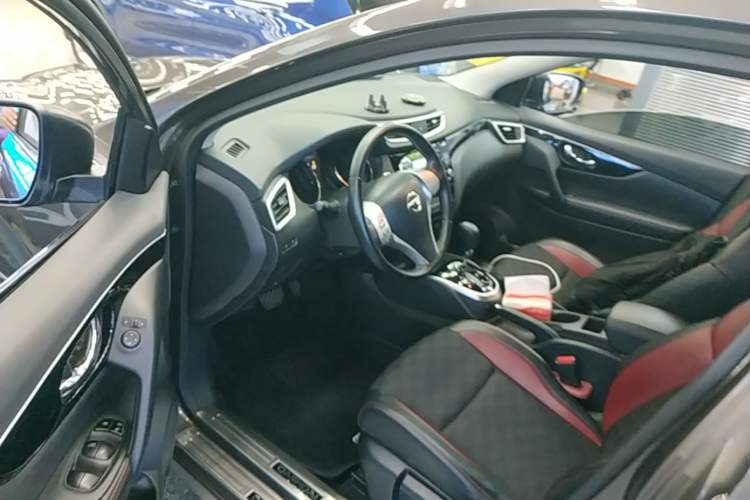Used Nissan Qashqai 2017 2.0L CVT Luxury Edition China V Standard Left Front Seat