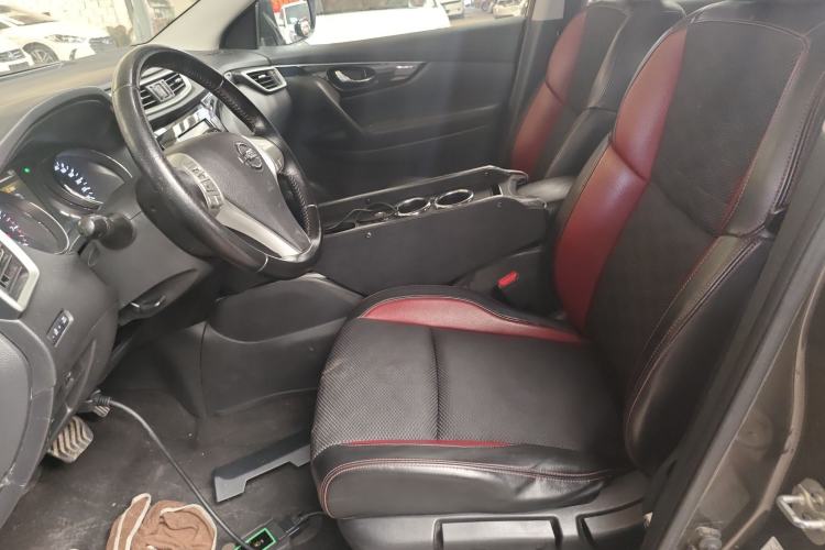 Used Nissan Qashqai 2017 2.0L CVT Smart Enjoyment Version China V Standard Left Front Seat