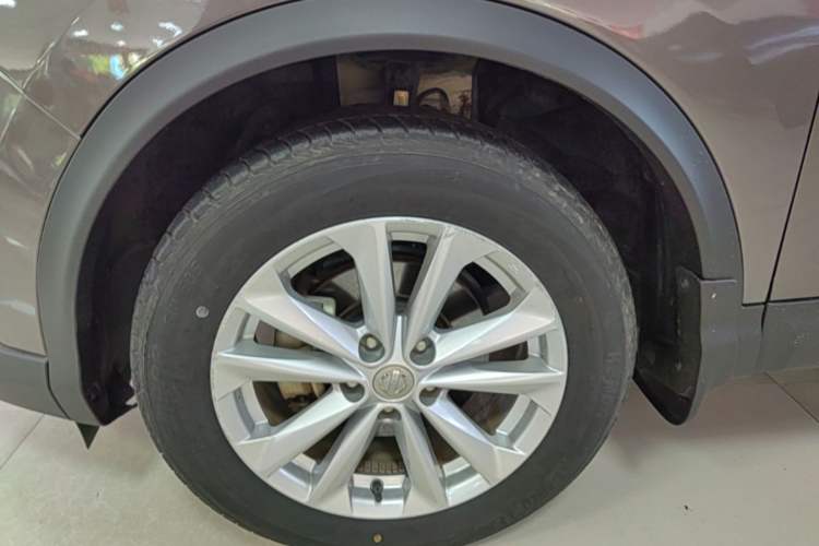 Used Nissan Qashqai 2017 2.0L CVT Elite Edition China VI Standard Left Front Wheel Hub