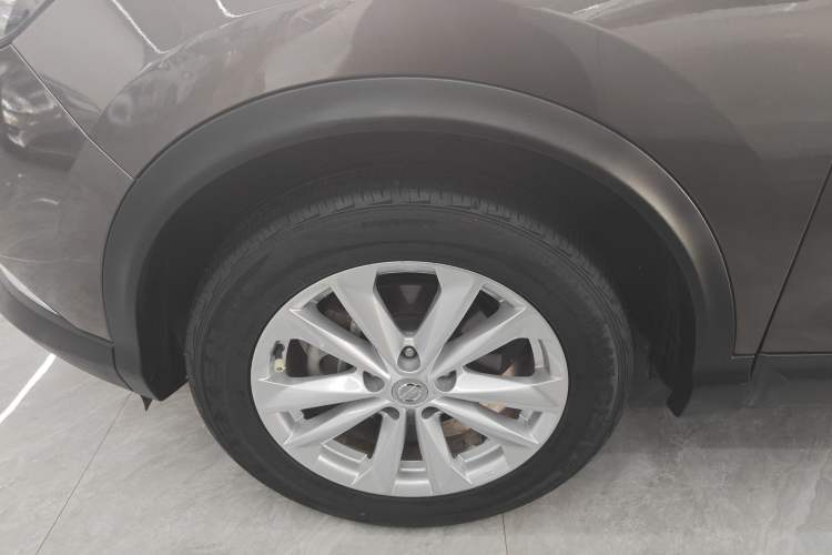 Used Nissan Qashqai 2017 2.0L CVT Elite Edition China V Standard Left Front Wheel Hub