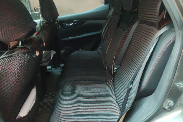 Used Nissan Qashqai 2017 2.0L CVT Elite Edition China V Standard Left Rear Seat