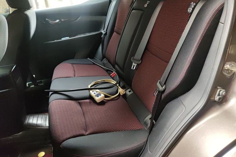 Used Nissan Qashqai 2017 2.0L CVT Elite Edition China V Standard Left Rear Seat