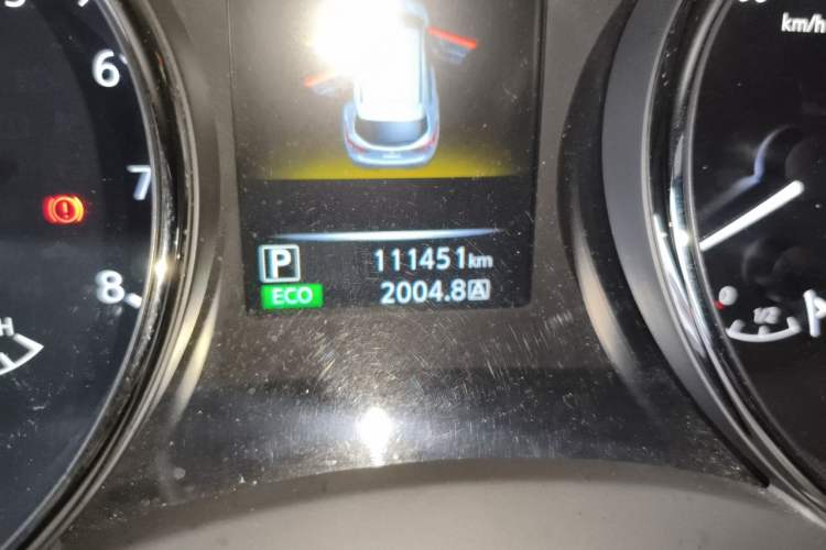 Used Nissan Qashqai 2017 2.0L CVT Smart Enjoyment Version China VI Standard Odometer Close Up