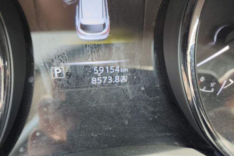 Used Nissan Qashqai 2017 2.0L CVT Smart Enjoyment Version China V Standard Odometer Close Up