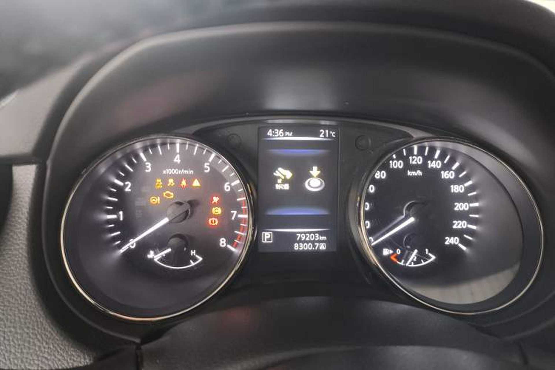 Used Nissan Qashqai 2017 2.0L CVT Luxury Edition China VI Standard Odometer Close Up