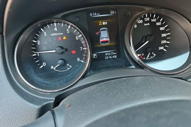 Used Nissan Qashqai 2017 2.0L CVT Smart Enjoyment Version China VI Standard Odometer Close Up