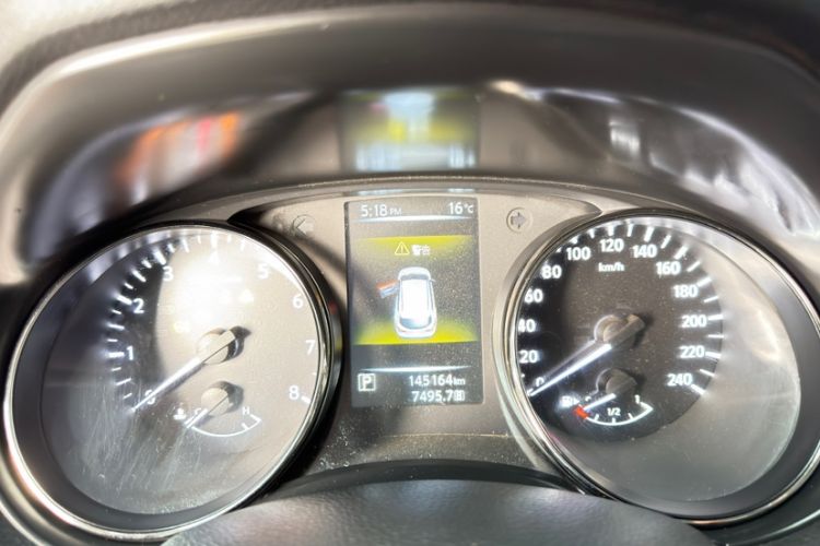 Used Nissan Qashqai 2017 2.0L CVT Smart Enjoyment Version China V Standard Odometer Close Up