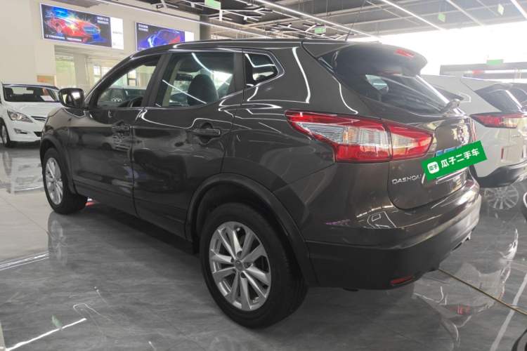 Used Nissan Qashqai 2017 2.0L CVT Elite Edition China V Standard Rear Left 45 Deg