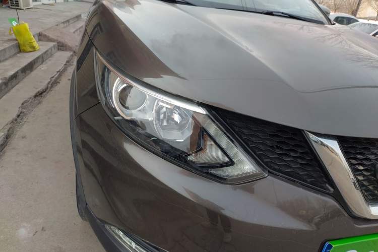 Used Nissan Qashqai 2017 2.0L CVT Luxury Edition China VI Standard Right Front Headlight