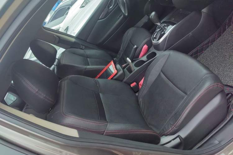 Used Nissan Qashqai 2017 2.0L CVT Elite Edition China V Standard Right Front Seat