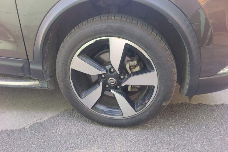Used Nissan Qashqai 2017 2.0L CVT Luxury Edition China V Standard Right Front Wheel Hub