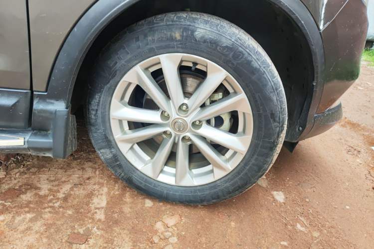 Used Nissan Qashqai 2017 2.0L CVT Elite Edition China V Standard Right Front Wheel Hub