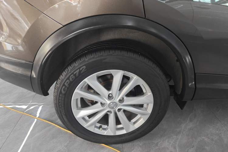 Used Nissan Qashqai 2017 2.0L CVT Elite Edition China V Standard Right Rear Wheel Hub