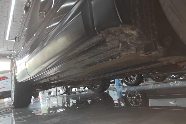 Used Nissan Qashqai 2017 2.0L CVT Elite Edition China V Standard Right Side Sill