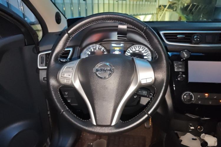 Used Nissan Qashqai 2017 2.0L CVT Smart Enjoyment Version China V Standard Steering Wheel