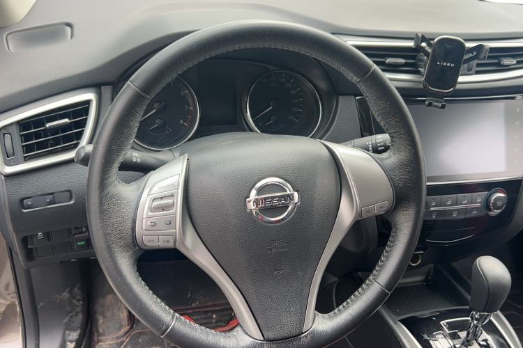 Used Nissan Qashqai 2017 2.0L CVT Smart Enjoyment Version China VI Standard Steering Wheel