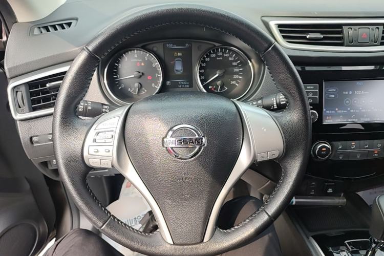 Used Nissan Qashqai 2017 2.0L CVT Smart Enjoyment Version China V Standard Steering Wheel