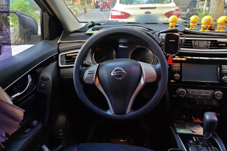 Used Nissan Qashqai 2017 2.0L CVT Smart Enjoyment Version China V Standard Steering Wheel