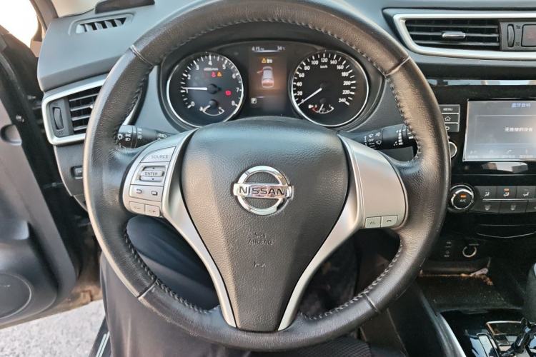Used Nissan Qashqai 2017 2.0L CVT Smart Enjoyment Version China VI Standard Steering Wheel