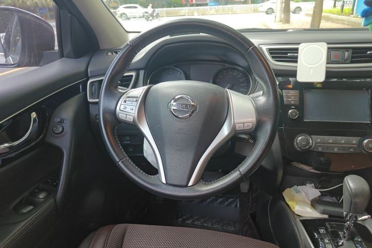 Used Nissan Qashqai 2017 2.0L CVT Smart Enjoyment Version China V Standard Steering Wheel
