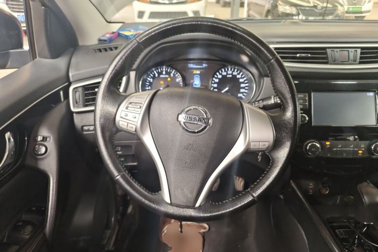 Used Nissan Qashqai 2017 2.0L CVT Smart Enjoyment Version China V Standard Steering Wheel
