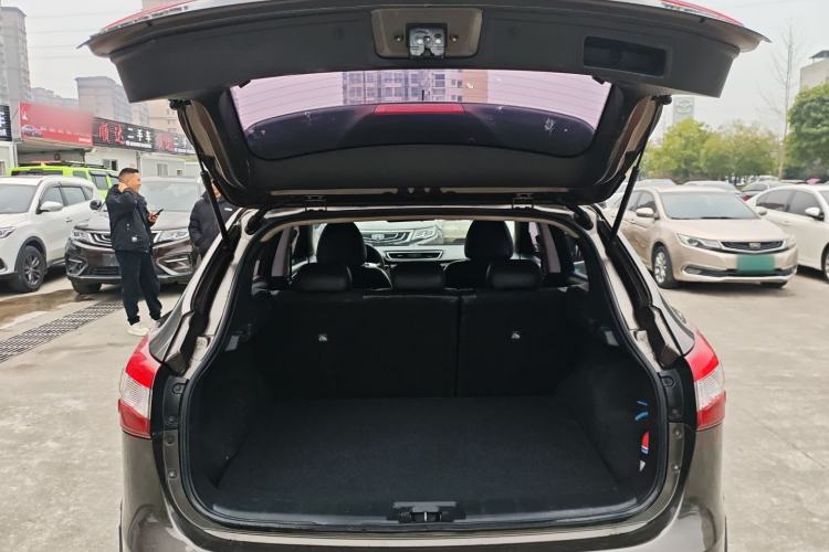 Used Nissan Qashqai 2017 2.0L CVT Smart Enjoyment Version China VI Standard Trunk