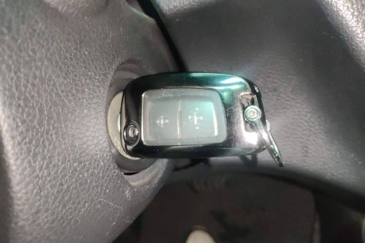 Used Nissan Qashqai 2017 2.0L CVT Elite Edition China V Standard Vehicle Key